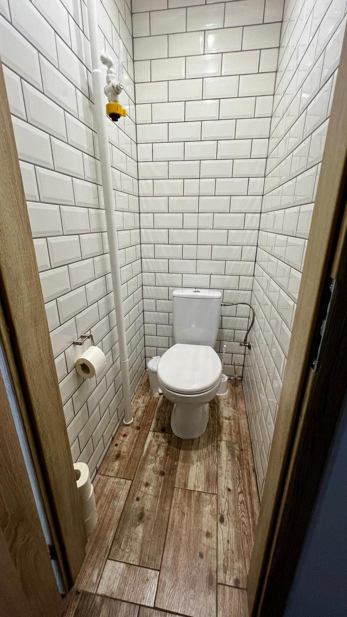 Industrial Apartment I 24Hr Self Check-In I Free Parking & Coffee Banska Bystrica Luaran gambar